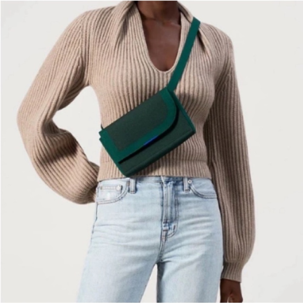 Rothy’s Dark Juniper Belt Bag